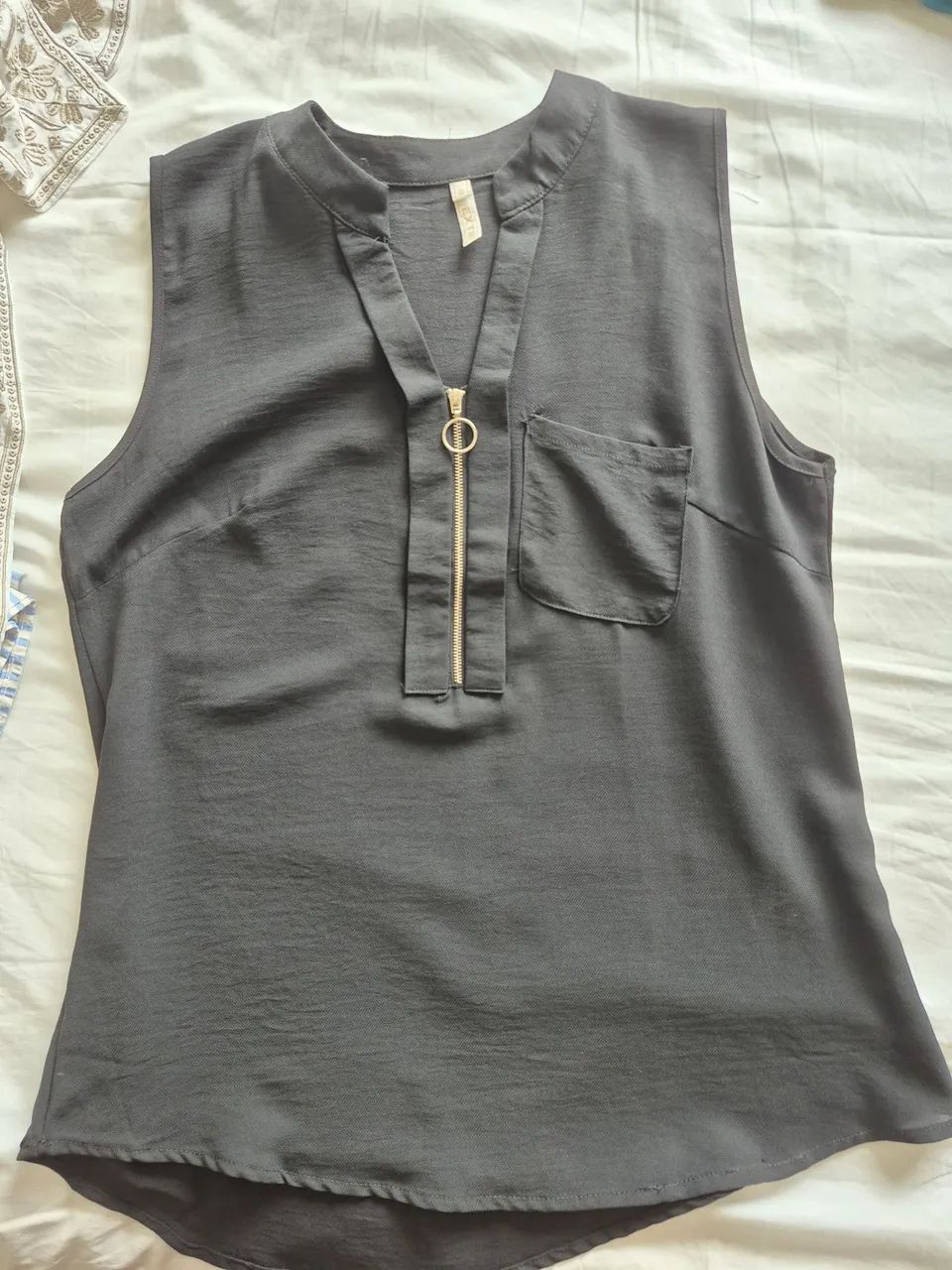 Camiseta preta G