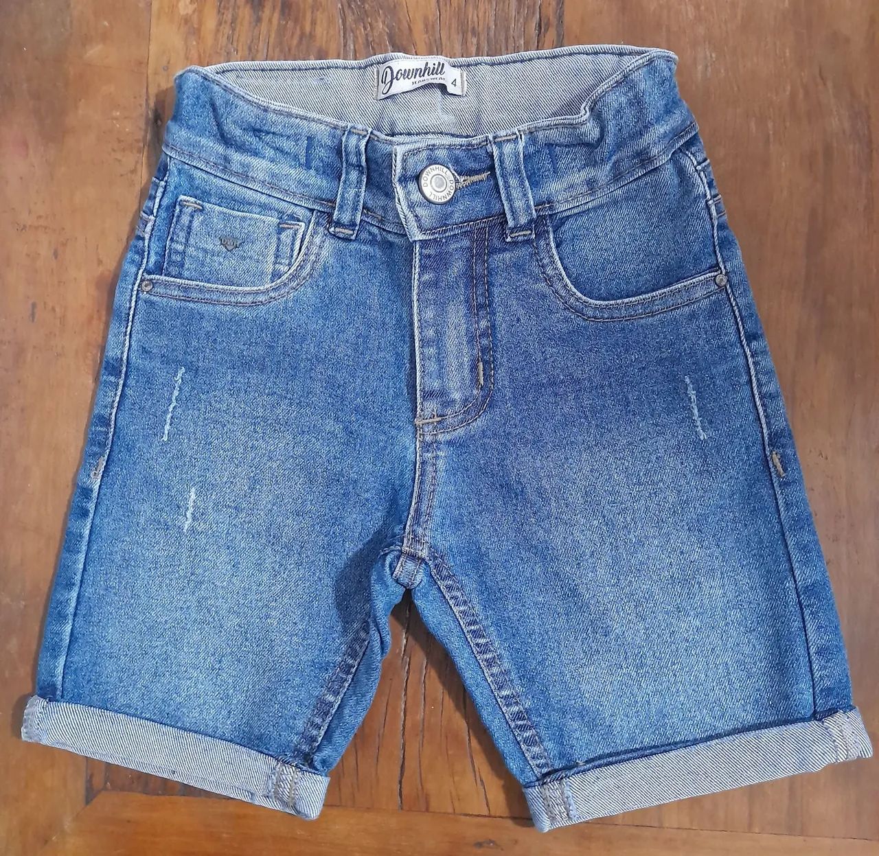 Bermudas infantil, pouco usada