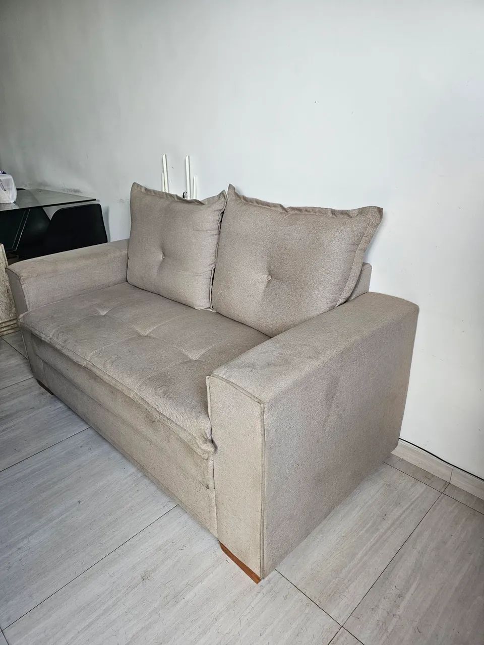 Sofá 2 lugares de linho457517292166195202