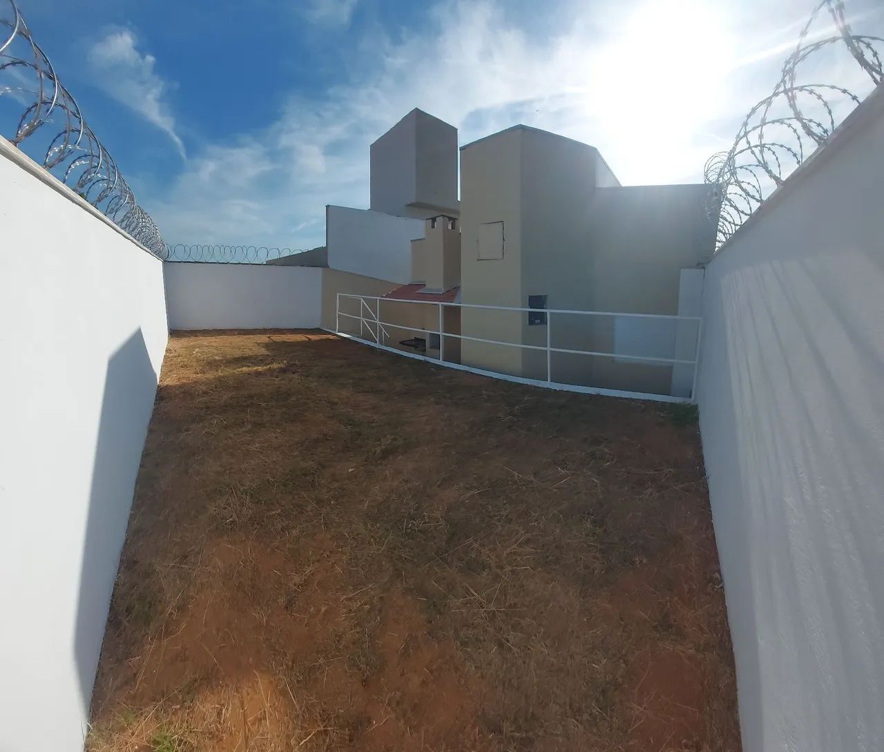 CASA NOVA 3 QUARTOS A 5 MINUTOS DA LAGOA CENTRAL, ESTUDO TROCAS - Foto 7