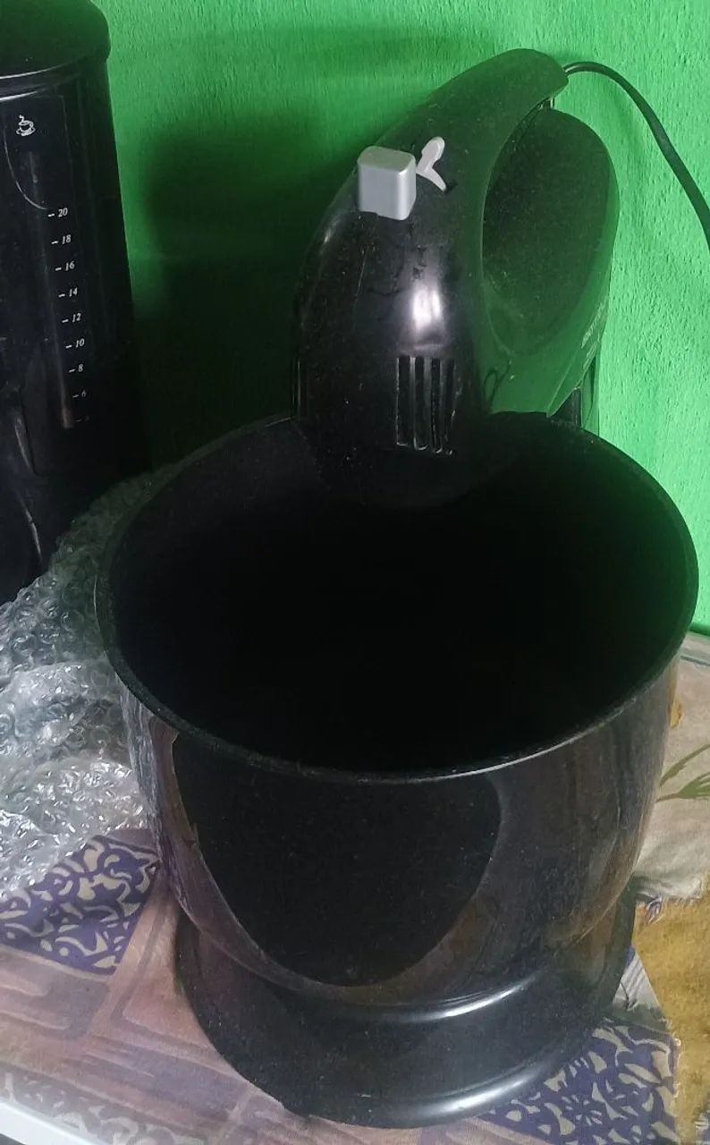 Cafeteira+ batedeira funcionando normalmente  - Foto 3