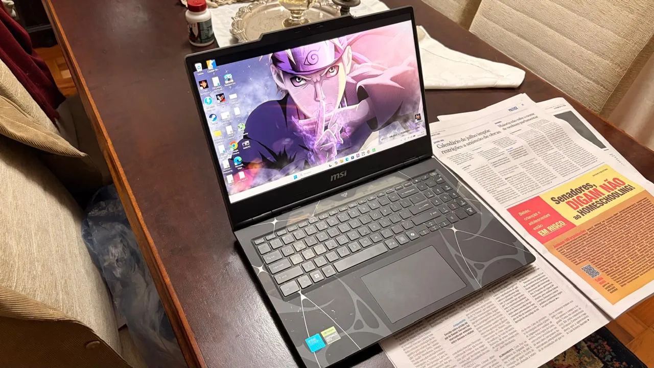 Notebook Gamer MSI Cyborg RTX 5070 - Foto 5