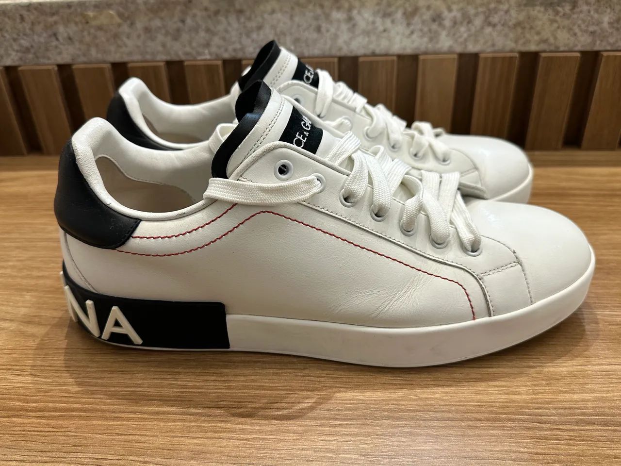 Tênis Dolce Gabanna 41/42 desapego - Foto 4