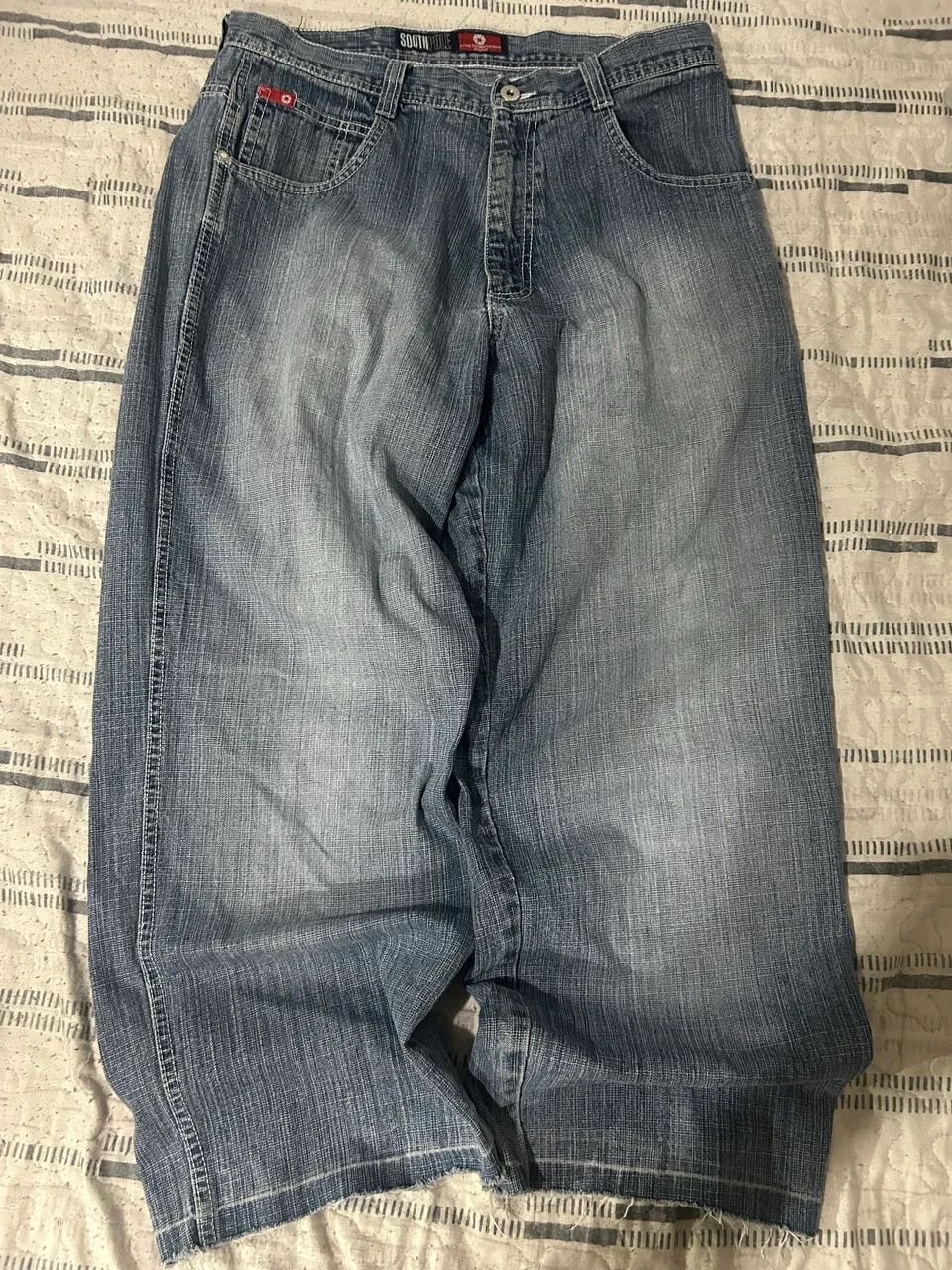 southpole red tab