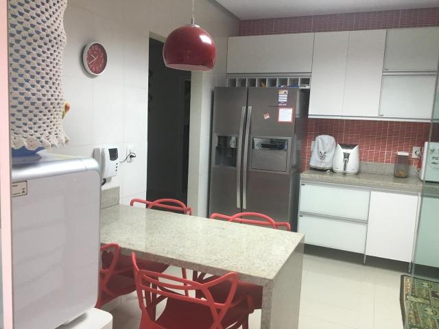 Linda casa térrea em lote de 800m² - Foto 9