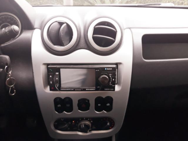 Sandero vibe 1.6 - Foto 2