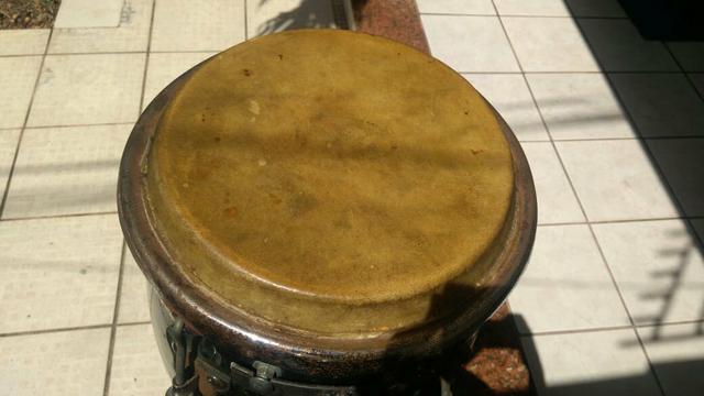 Vendo Congas + Tripé personalizado + Case - Foto 4