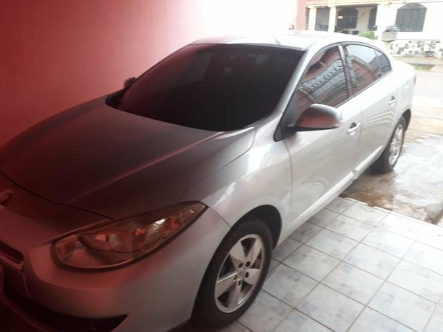 Veículo Renault Fluence