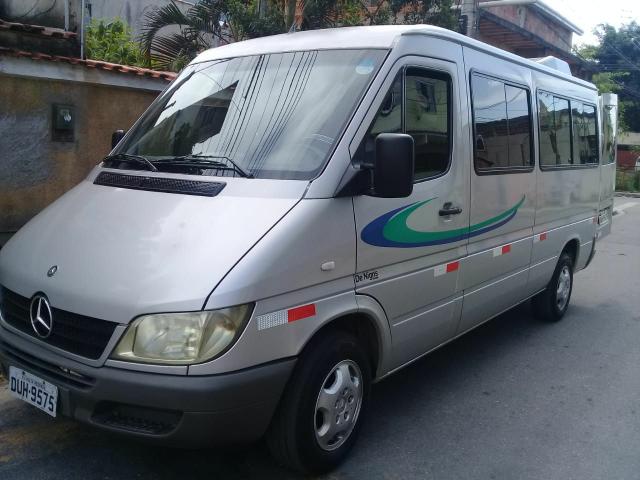 van 2006 olx