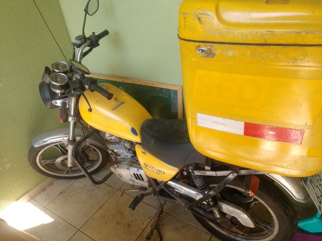 SUZUKI 2011 INTRUDER PARA LOJISTAS E RESTAURADORES