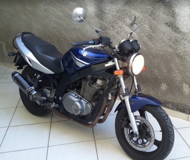 SUZUKI GS 500E  2009 