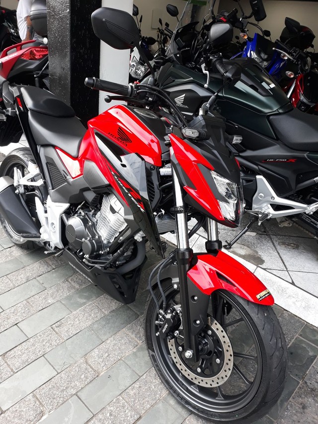 Honda cb twister 300 CBS (2023) - Foto 2