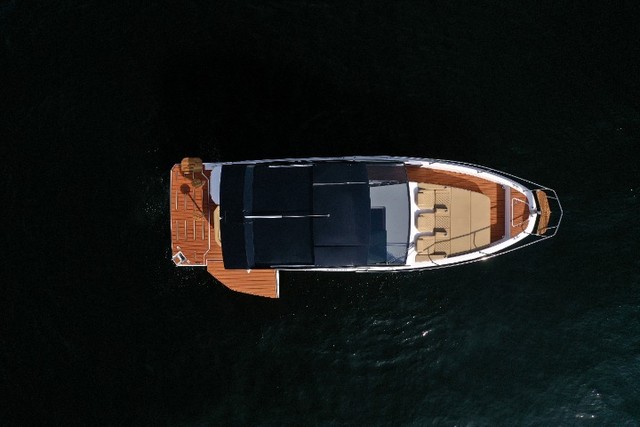 Lancha Triton 38 Flyer HT - ñ e Fs/Focker/Phantom/Bayliner/Solara