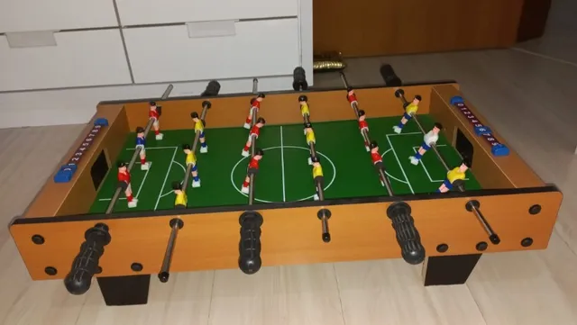 Brinquedo Infantil Mesa De Pebolim Pequena Jogo Totó Completo Futebol De  Mesa em Promoção na Americanas