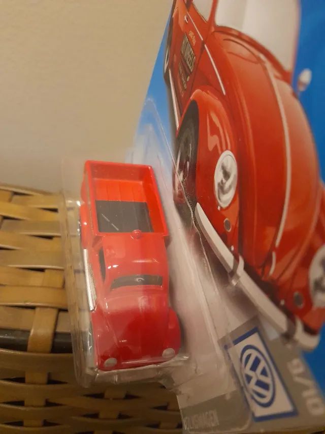 HOT WHEELS 49 VOLKSWAGEN BEETLE PICKUP - Foto 3