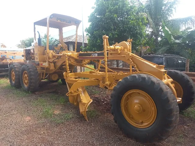 Patrol caterpillar 120B ano 1990