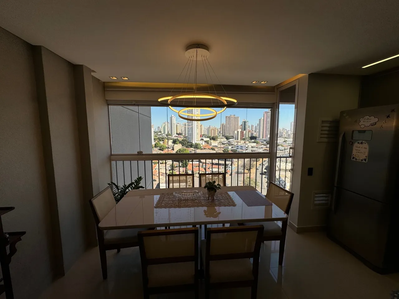 Vendo AP de 72 m2. Direto com o proprietário. Com lazer completo.
