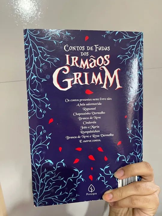Livro Conto de Fadas dos Irmãos Grimm - Foto 2