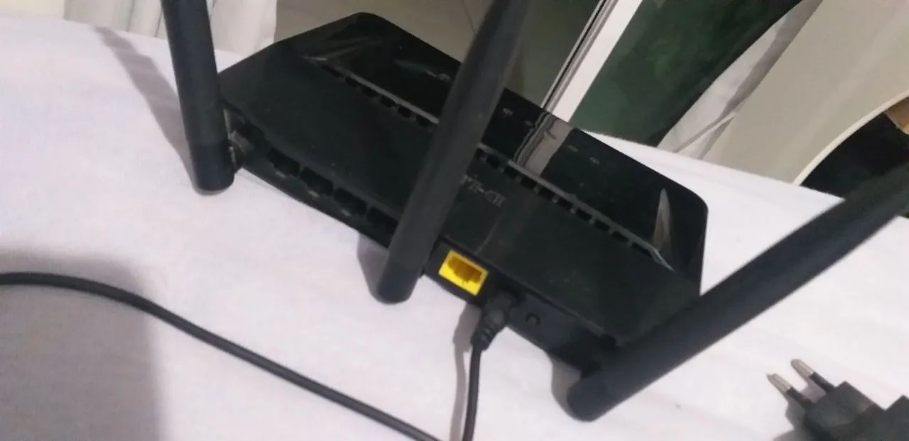 Roteador Wi-Fi D-Link modelo DIR - 809 com 3 Antenas Cobrindo um Raio de 200 Mts² - Foto 6
