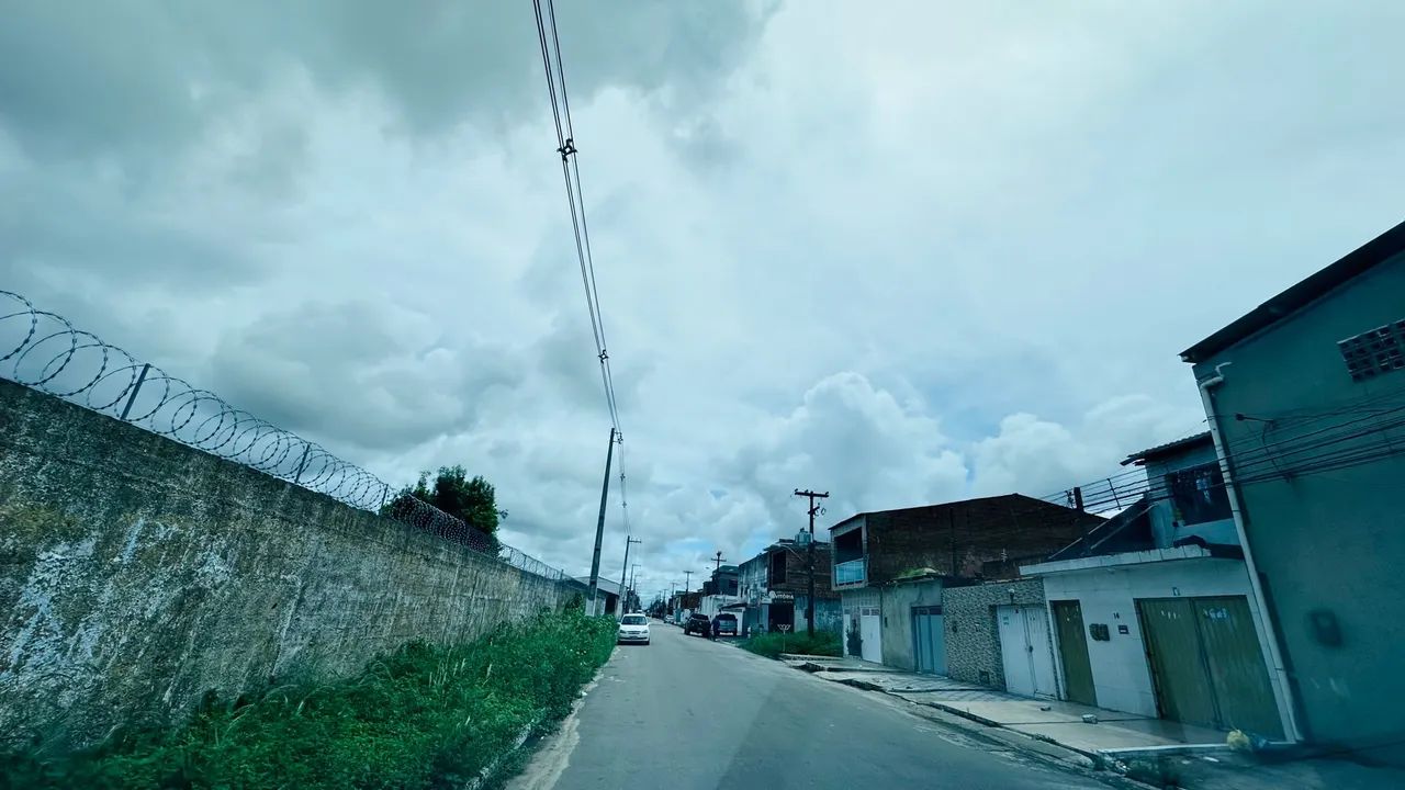 Alugo galpão no Village próx da solara  - Foto 2
