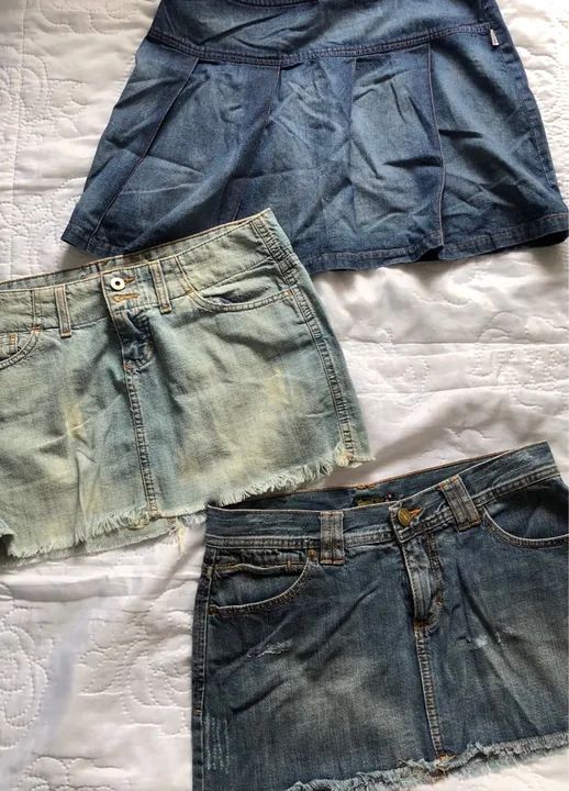 Saias  Jeans cada peça 15 reias