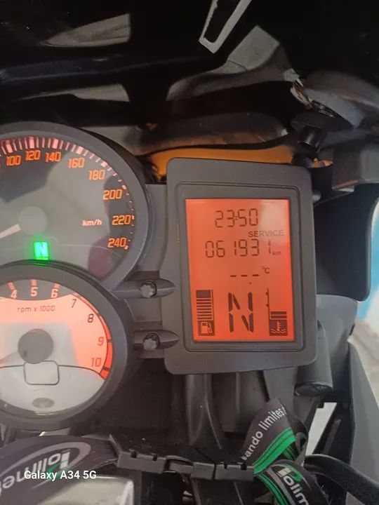 BMW F800R, 2011/ 12 conservada, manual e chave reserva. - Foto 3