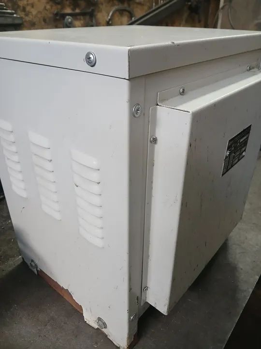 Autotransformador trifásico 7,5 Kva - Foto 4