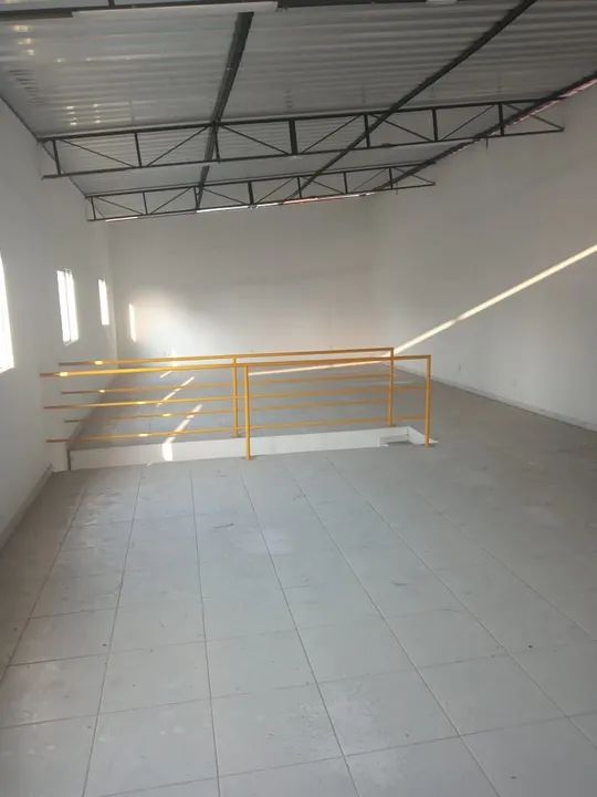 1° Andar há 15 metros da principal, total ou fracionada. - Foto 2