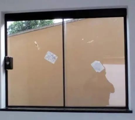 Janela vidro temperado 1.00 X 1.20 - Foto 2