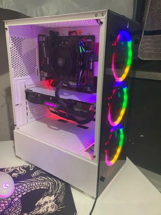 Gabinete de PC Gamer (não possui tampa lateral)