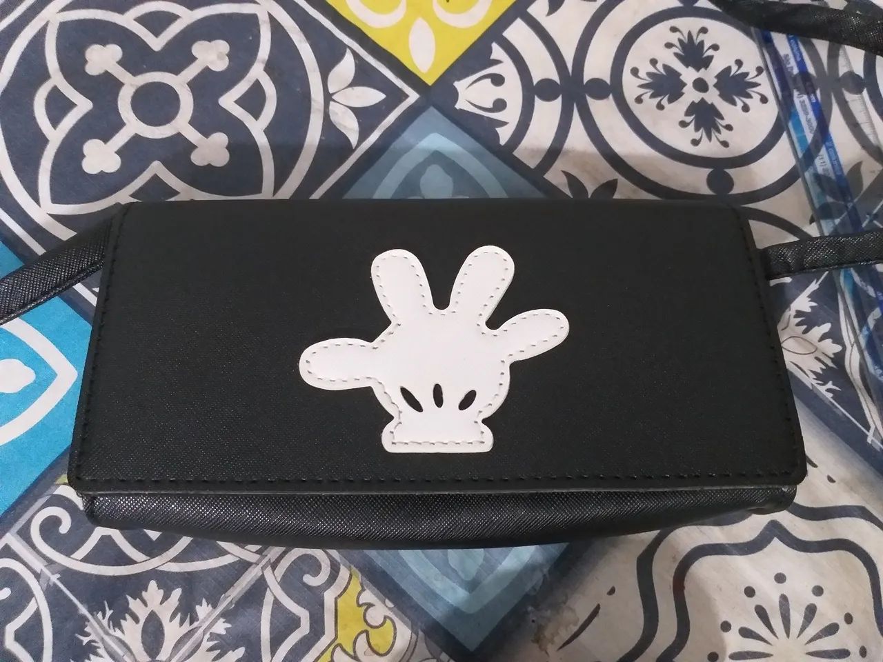 Bolsa Carteira Mickey luva - Foto 4