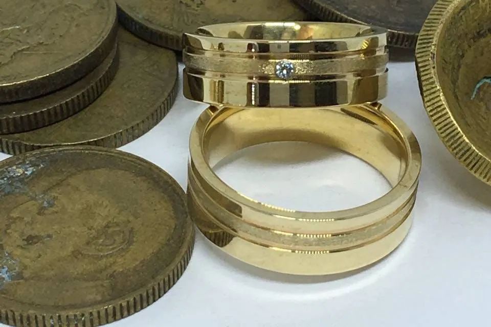 Aliança original de moeda antiga  - Foto 3