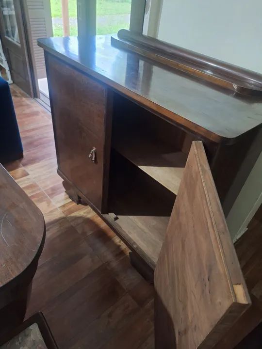 Mesa extensiva com 6 cadeira + Cômoda com 2 portas  - Foto 6