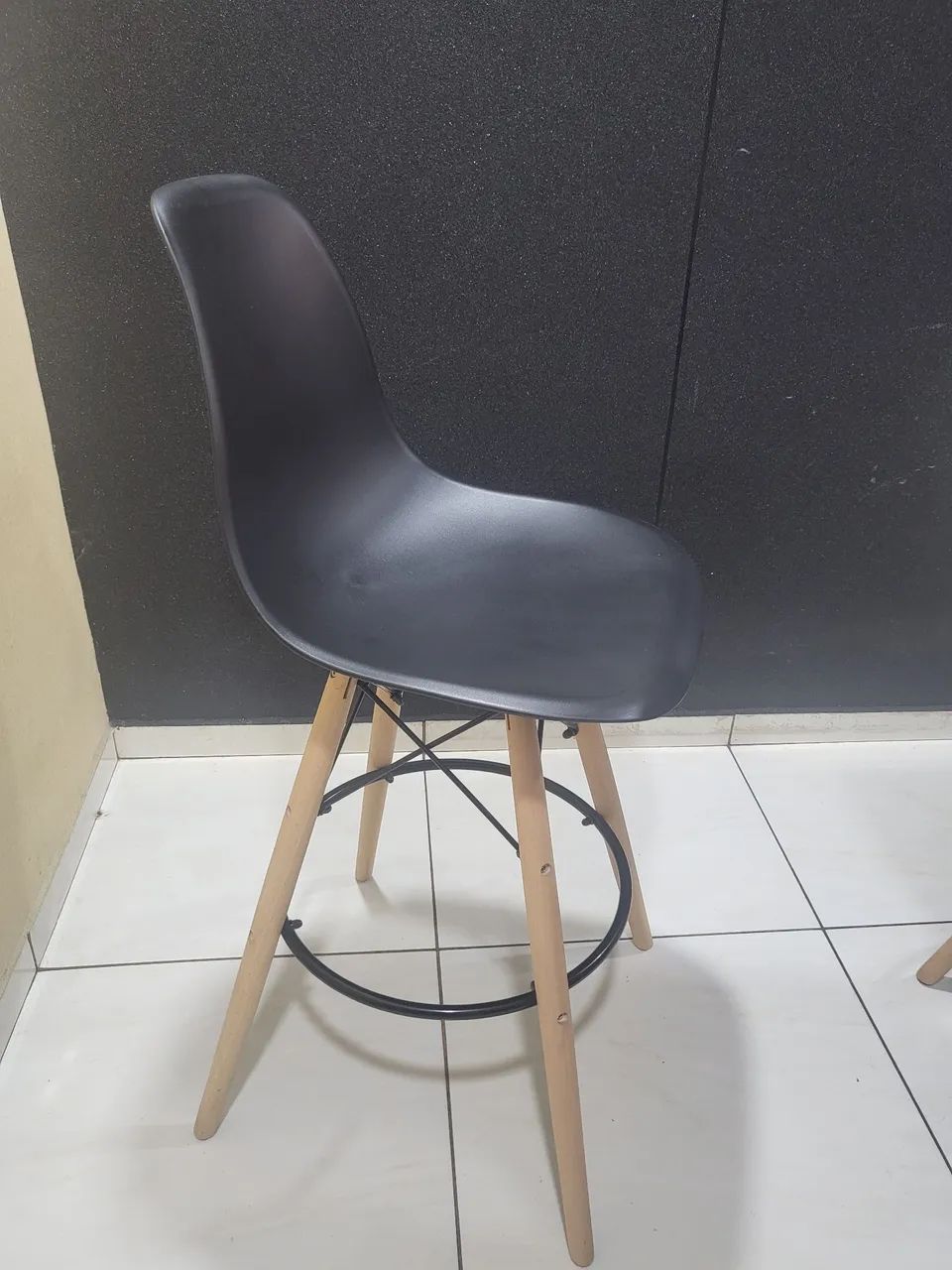 1 Banqueta bistrô alta Gardem life 70cm - Preta (tenho 4 banquetas novas para vender)