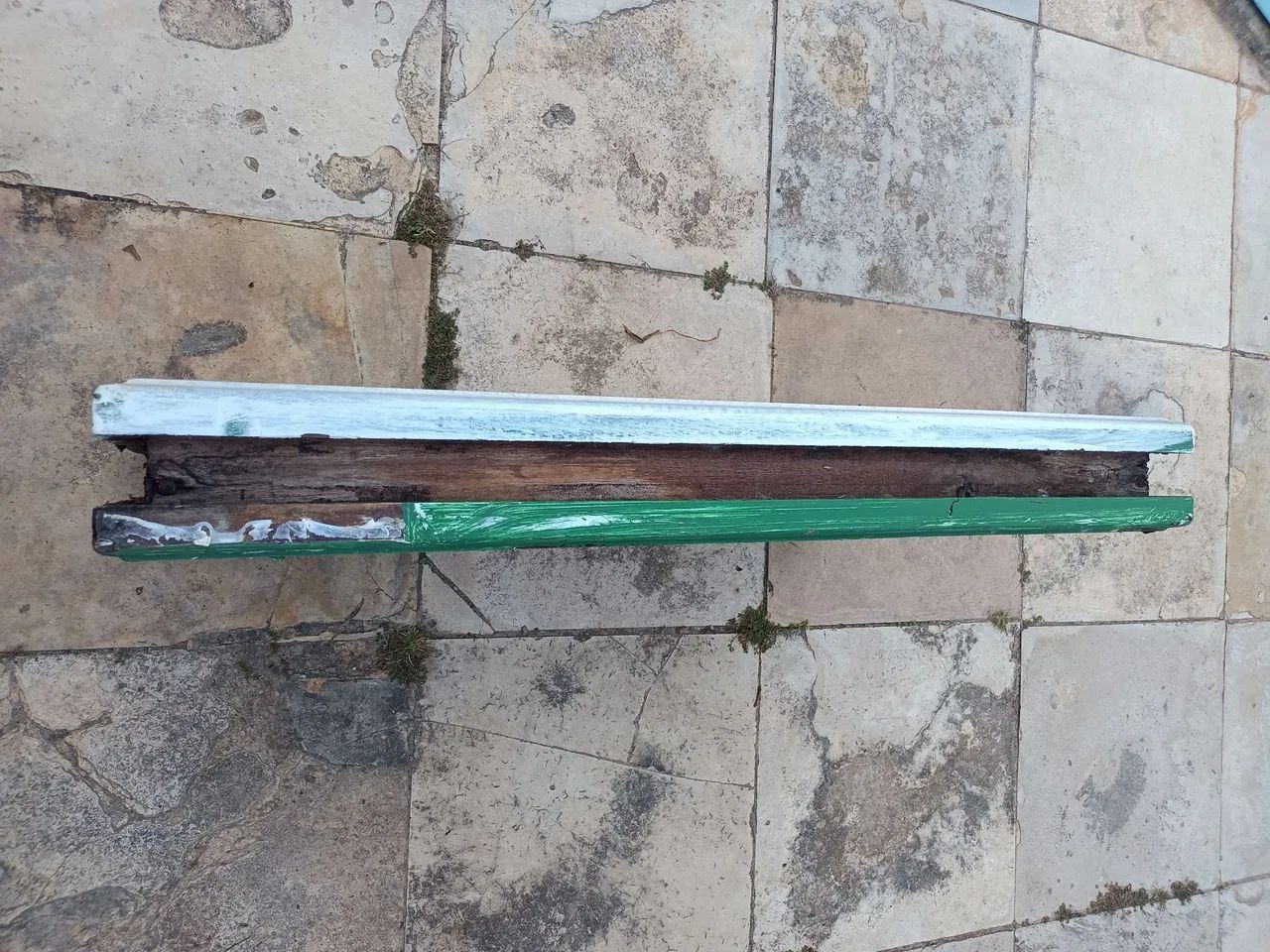 Janela fixa de madeira maciça estilo veneziana  - Foto 2