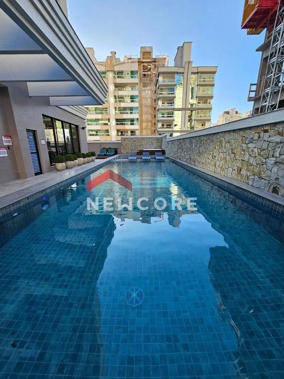 Apartamento em Rua 236 - Meia Praia - Itapema/SC - Foto 2