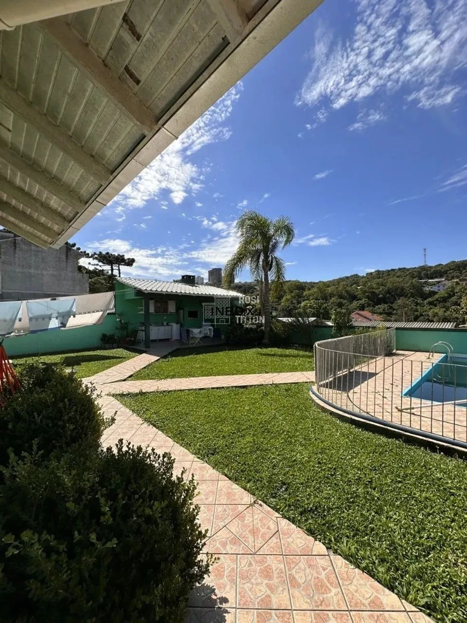 INBOX CIA IMOBILIÁRIA VENDE EM BENTO GONÇALVES - CASA INDIVIDUAL NO BAIRRO SANTA MARTA - Foto 2