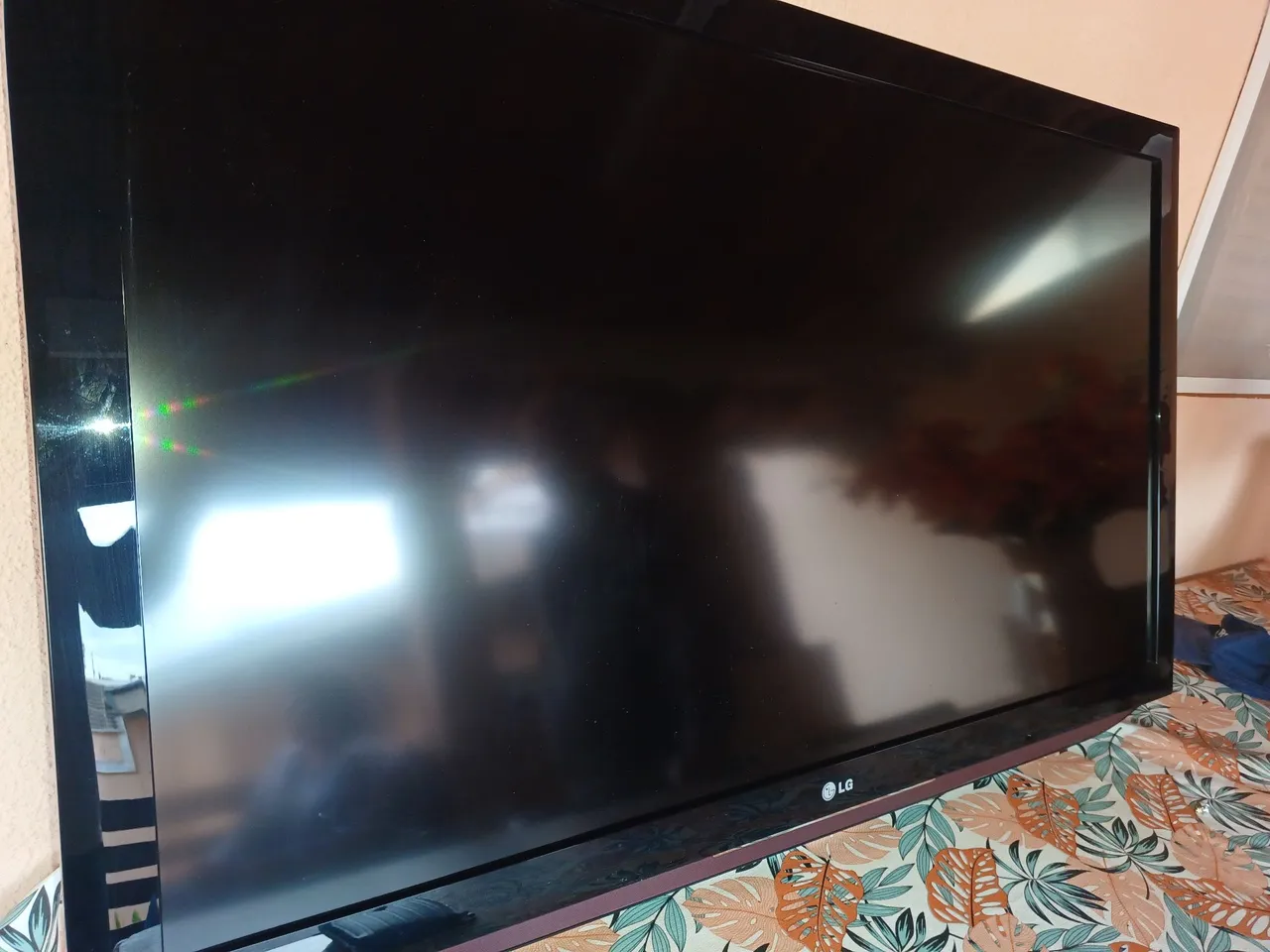 TV LG 47" 