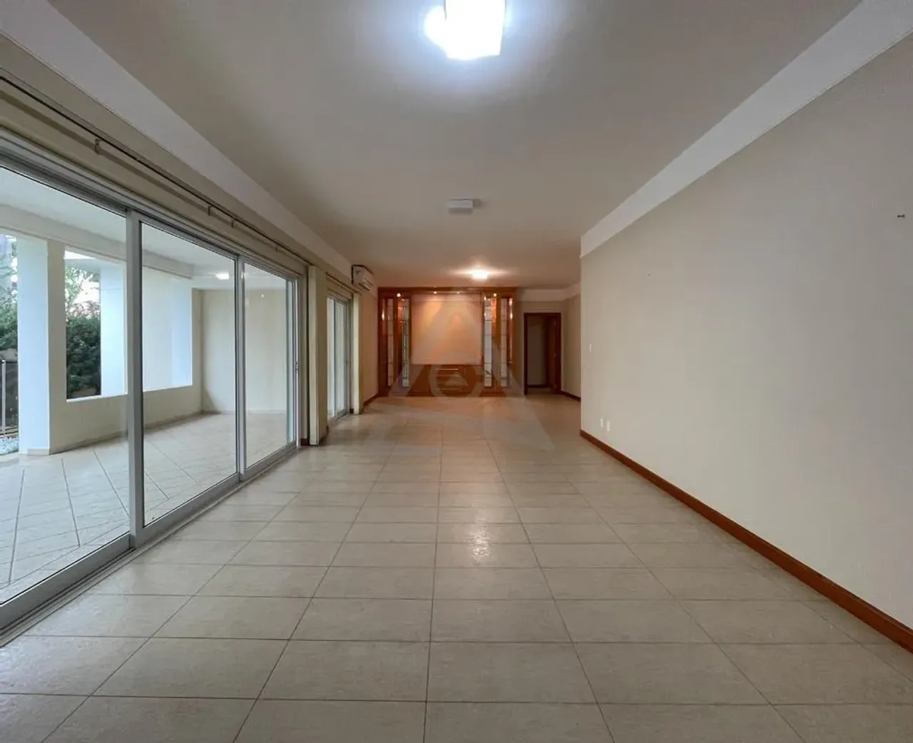 Casa para alugar em Campinas, Loteamento Alphaville Campinas, com 4 quartos, com 289 m²