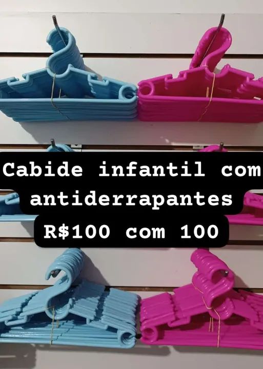 Cabide de Plastico Com Antiderrapantes Infantil
