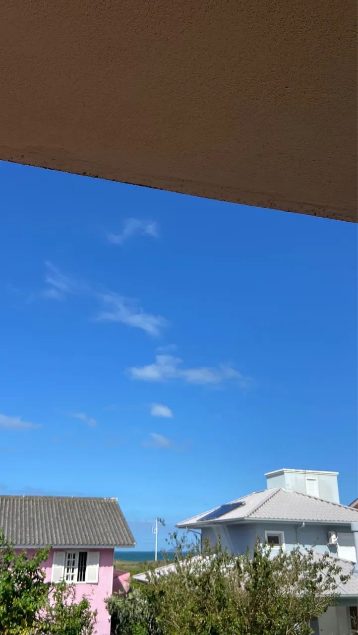 Aluga-se casa de praia na Pinheira á 100m da praia - Foto 7