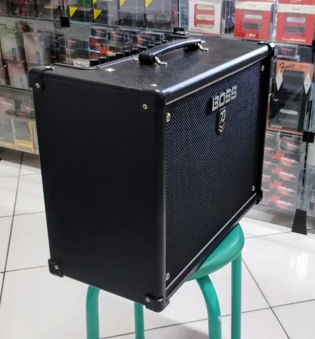 Amplificador Guitarra Boss Katana MKII 50W - Foto 4