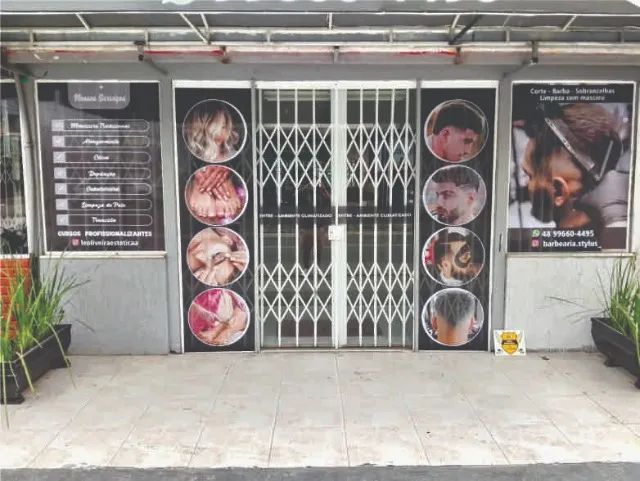 Envelopamento Adesivo para Vitrine de Loja Perfurado - Foto 2