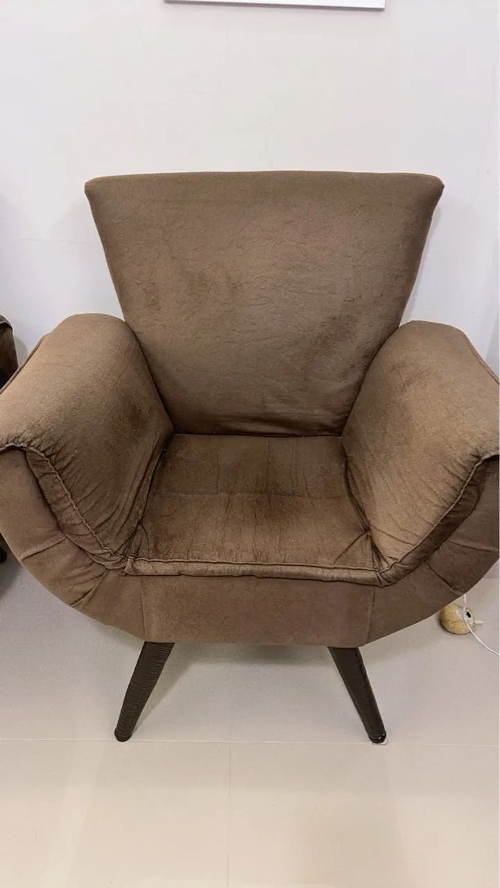 Par de Poltronas Decorativas Marrom em Suede - Foto 3