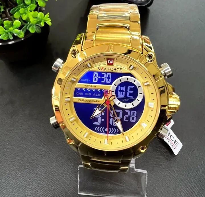 Relógio NAVIFORCE a prova d'água dourado - Foto 2