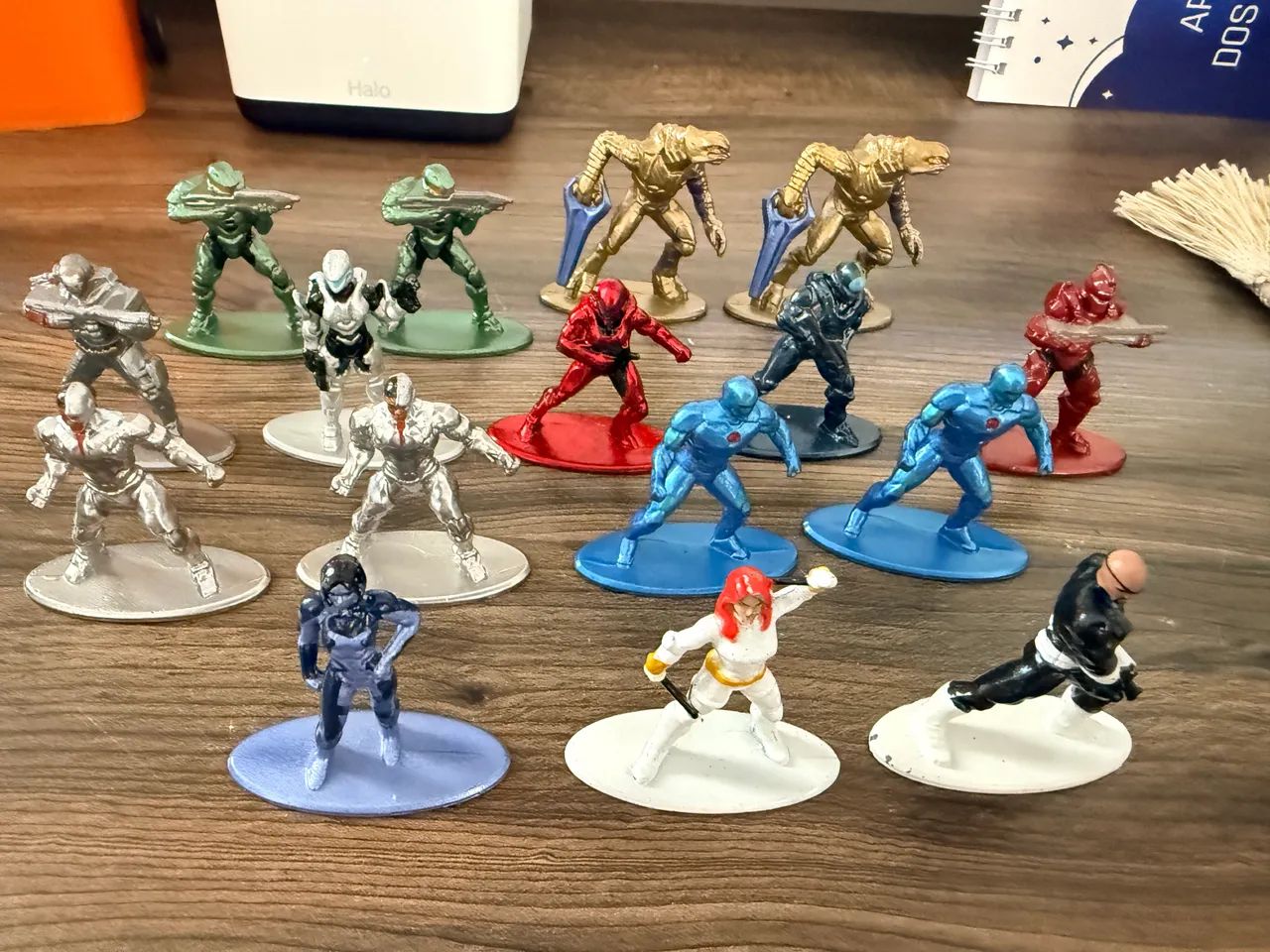 16 miniaturas variadas jada marvel e halo - Foto 3