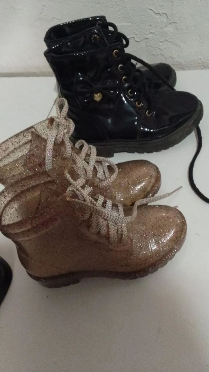 Botas para crianças pra vender!