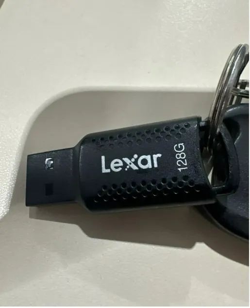 Pendrive Lexar 128GB USB 3.2 Gen1 Lacrado - Foto 4