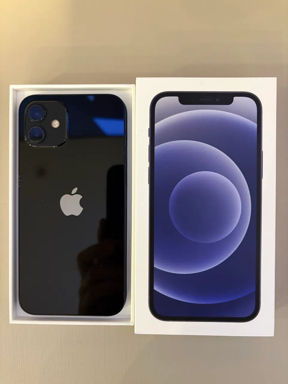 iPhone 12 64GB ブラック iPhone 12 64GB PRETO (seminovo) – LS