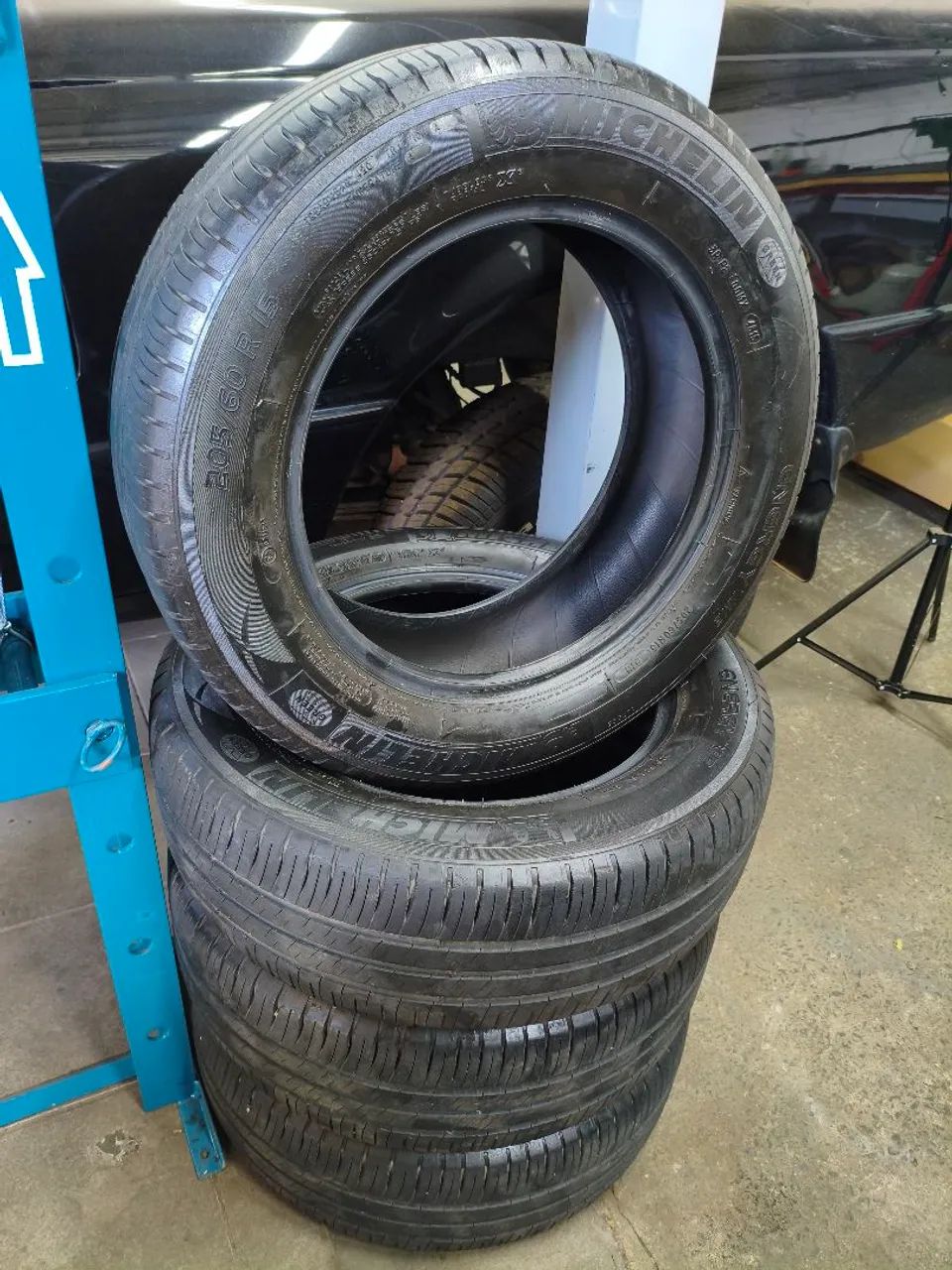 Pneus 205/60 R15